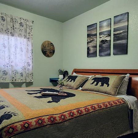 Trinity Escapes - Two Bedroom Two Bathroom Full Apartment Near Airport Anchorage Eksteriør billede