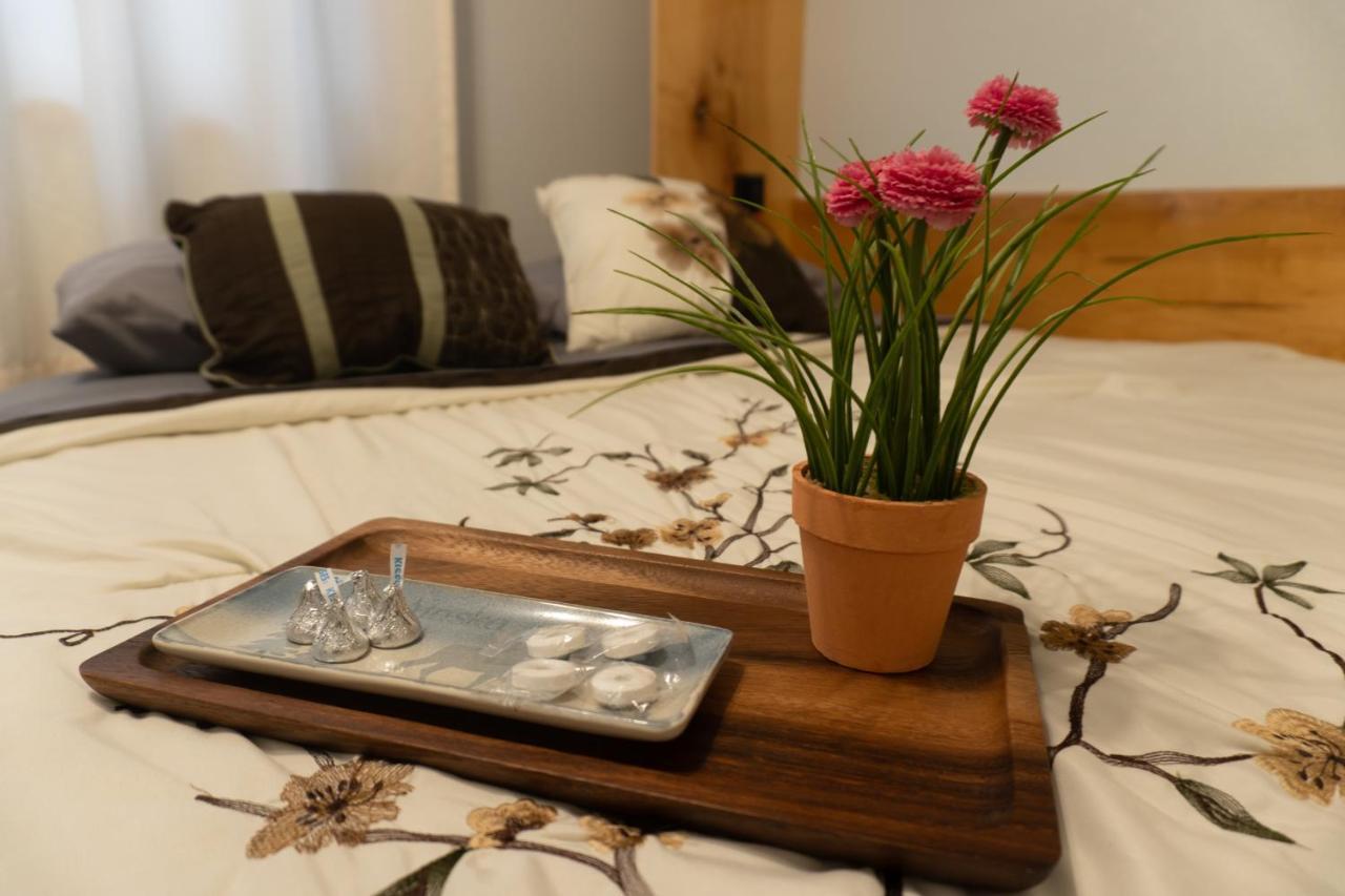 Trinity Escapes - Two Bedroom Two Bathroom Full Apartment Near Airport Anchorage Eksteriør billede