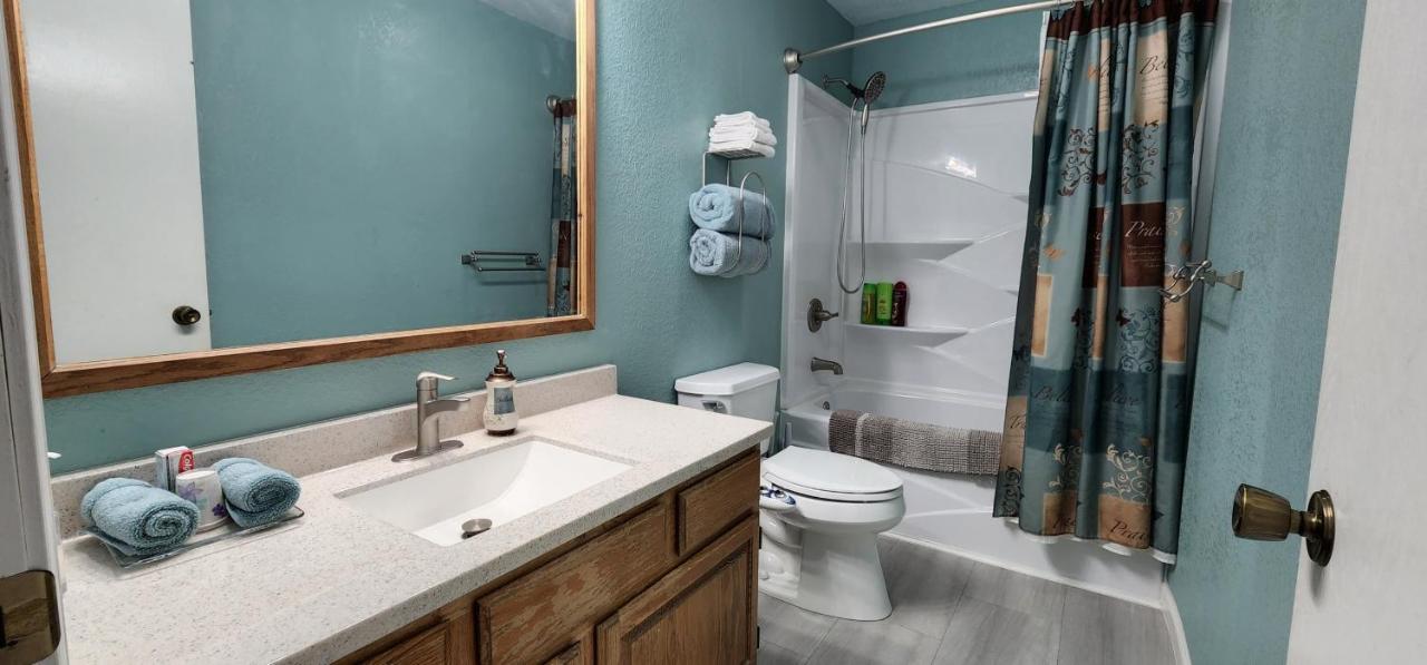 Trinity Escapes - Two Bedroom Two Bathroom Full Apartment Near Airport Anchorage Eksteriør billede
